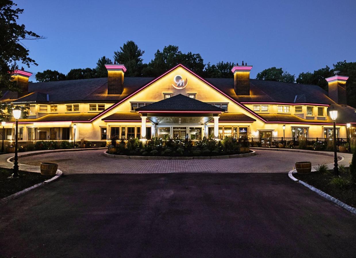 Chateau Merrimack Hotel & Spa Tyngsboro Exterior photo